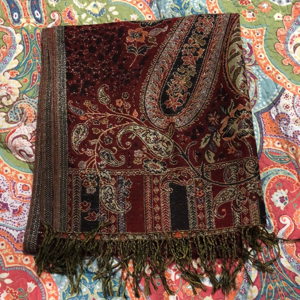 Scarf - Picture 3 of 3